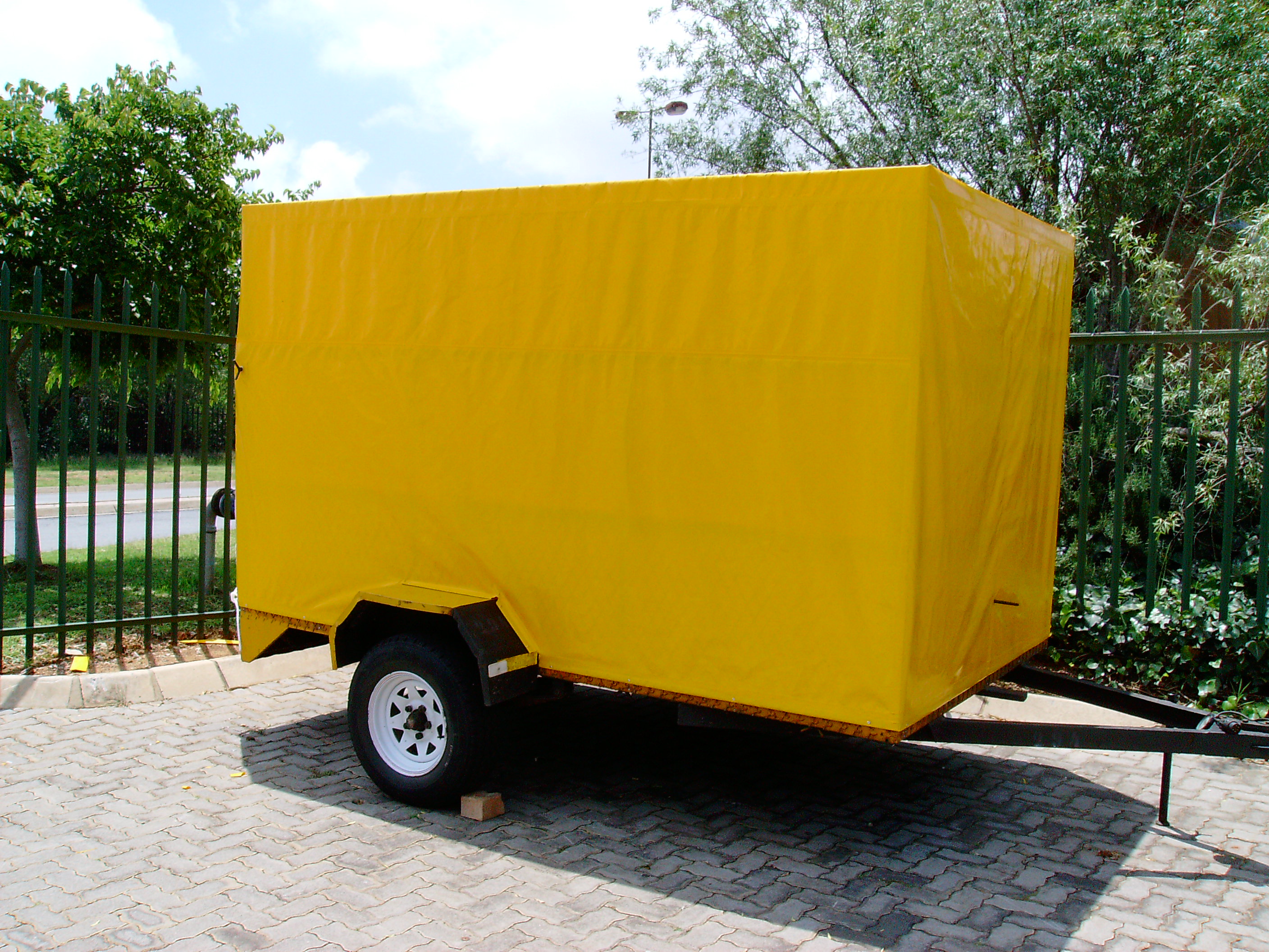 pvc trailer cover yellow